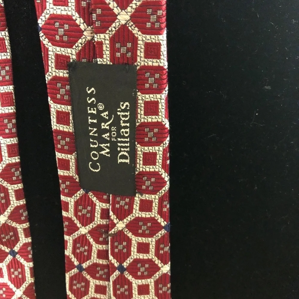Countess Mara Red Diamond Silk Tie